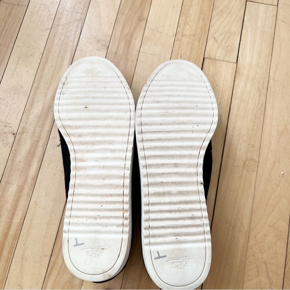 LifeStride Velocity ZaZa Black Suede Slip On‎ Loafer Shoes - Picture 9 of 12